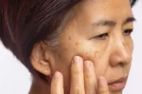 nam-noi-tiet